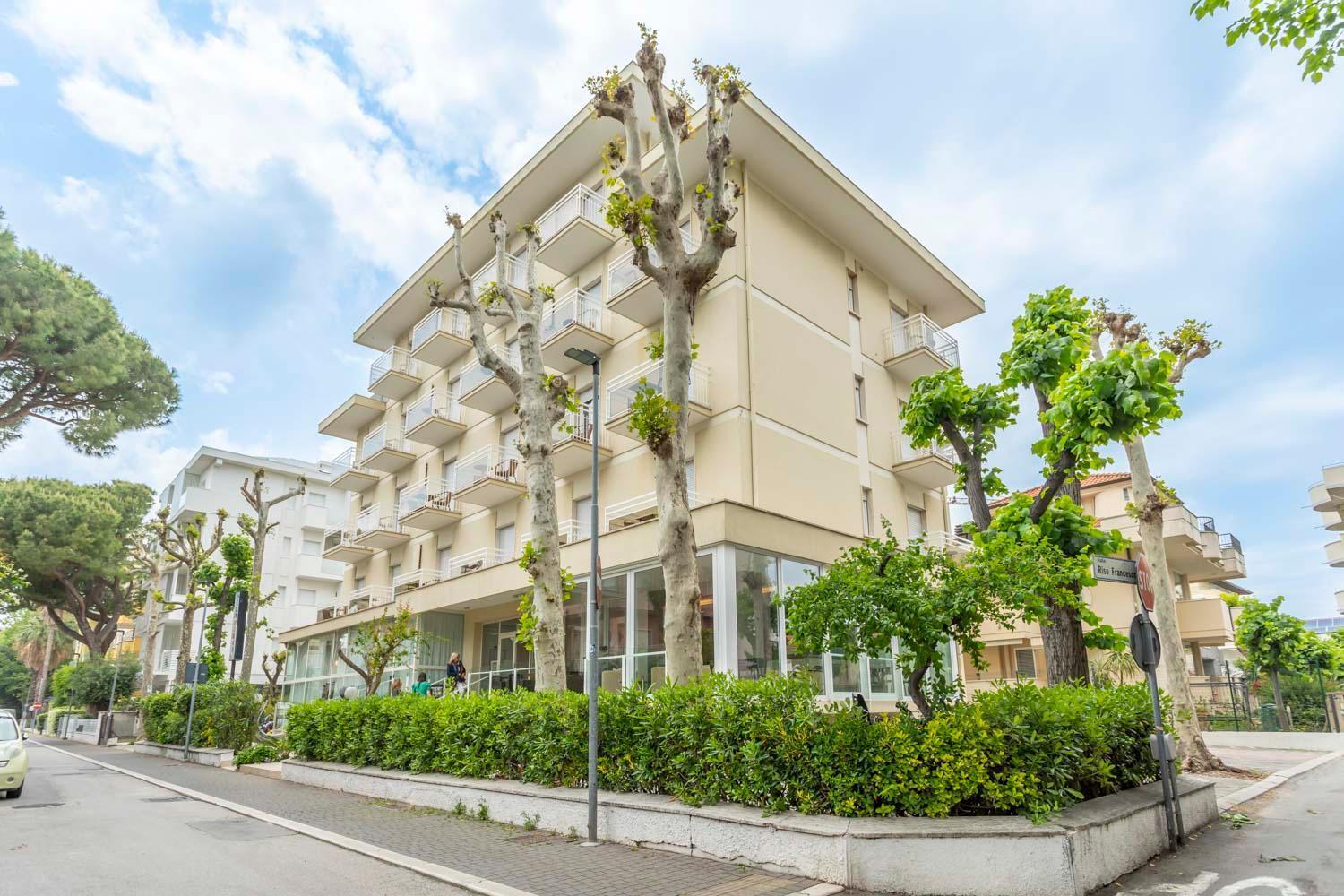 Hotel Cormoran Riccione Buitenkant foto